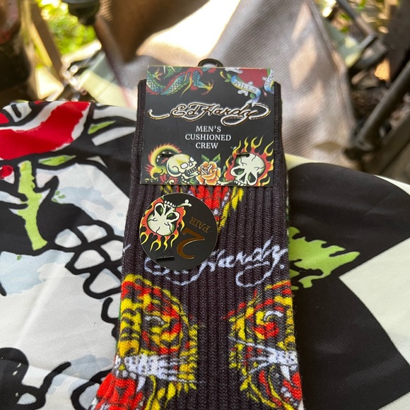 Ed Hardy Skull and Flame Crew Socks - Red, Yellow, Black - Picture 1 of 2